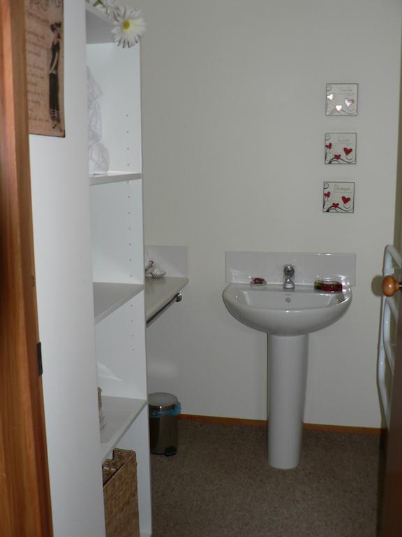Avarest Bed & Breakfast Saint Arnaud Habitación foto